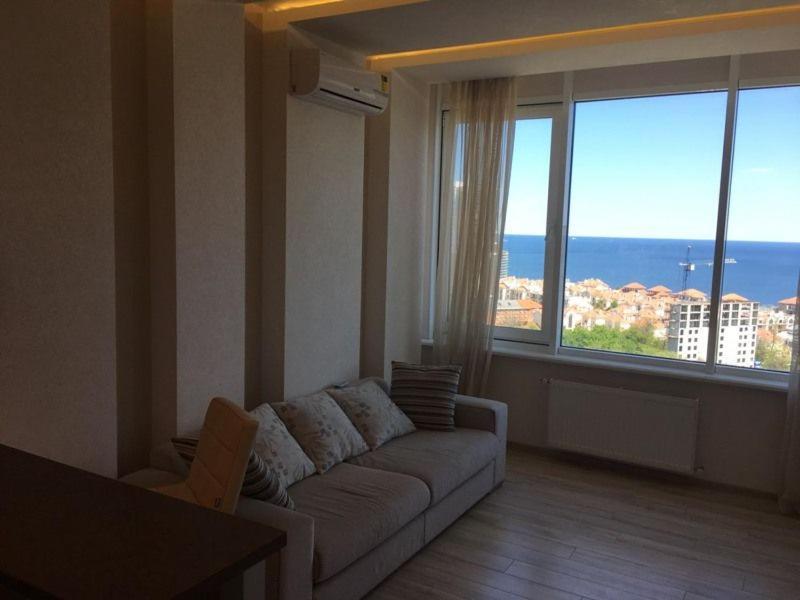 Apartment With Sea View Odesa Exterior photo
